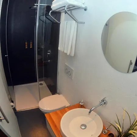No 18 Boutique Apartment *