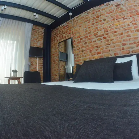 No 18 Boutique Apartment