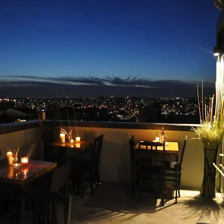Apartment No 18 Boutique